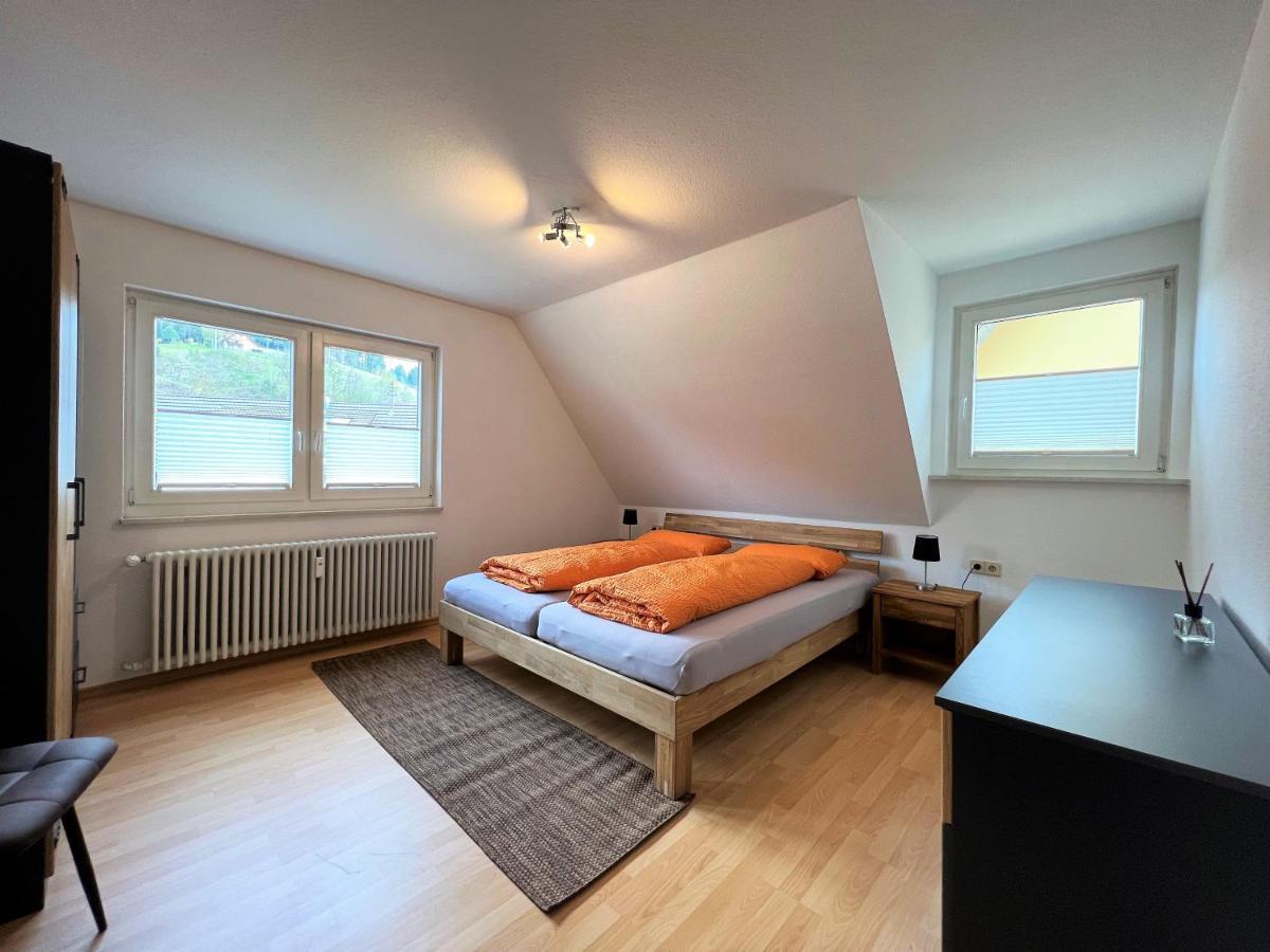 Ferienwohnung Kinzigblick - Balkon - Fuer Kinder - Mit Bettwaesche & Handtuecher Schenkenzell ภายนอก รูปภาพ